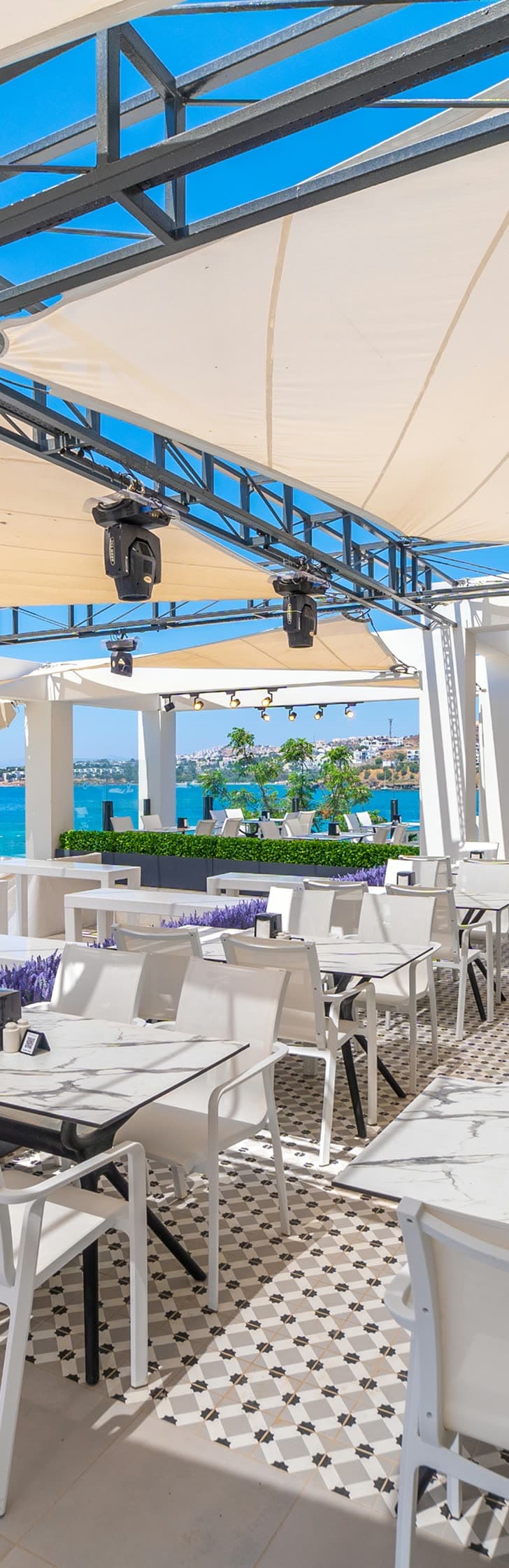MOONLIGHT CLUB listing center image - Kefaluka Resort