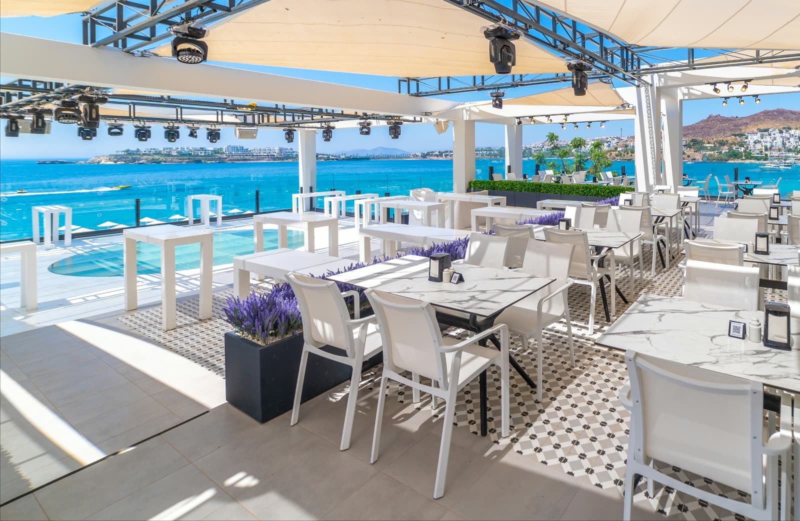MOONLIGHT CLUB detay sayfası ana görseli - Kefaluka Resort